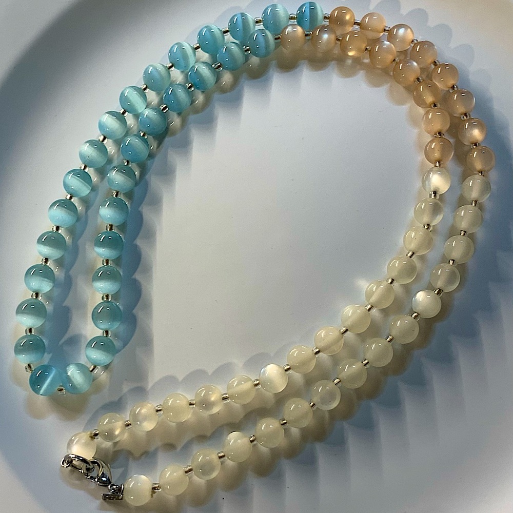 Banana Republic Cat Eye Necklace